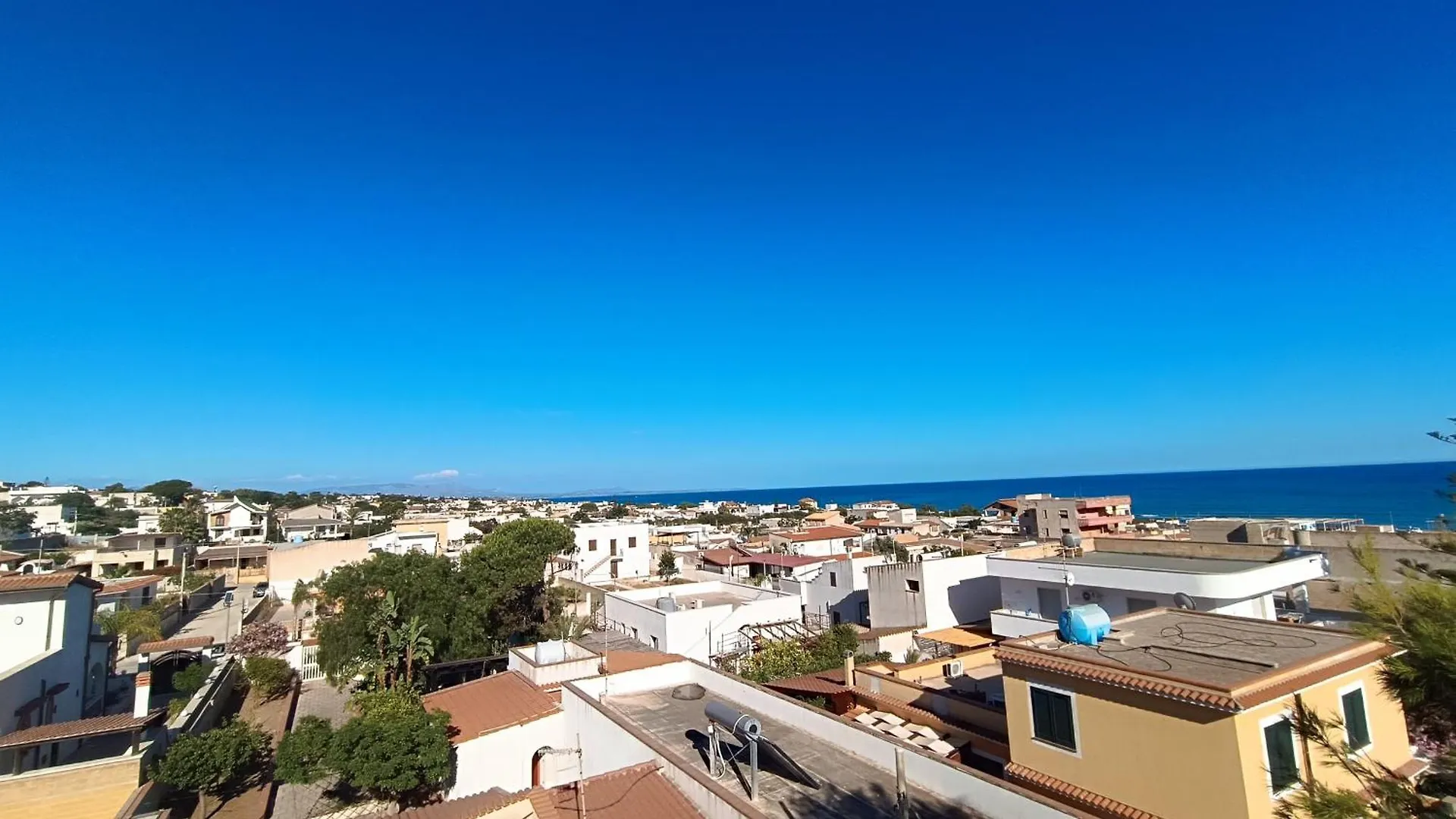 On The Beach Triscina Apartment